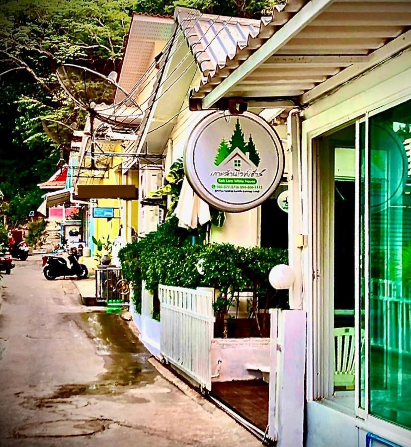 Koh Larn White House Hotell Exteriör bild